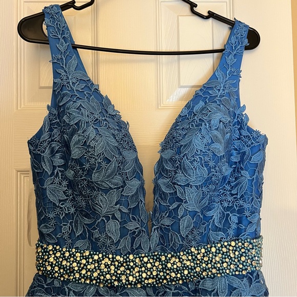 JVN by Jovani Blue V Neck Tulle Prom Ball Gown Lace Floral Appliqués - Picture 5 of 17